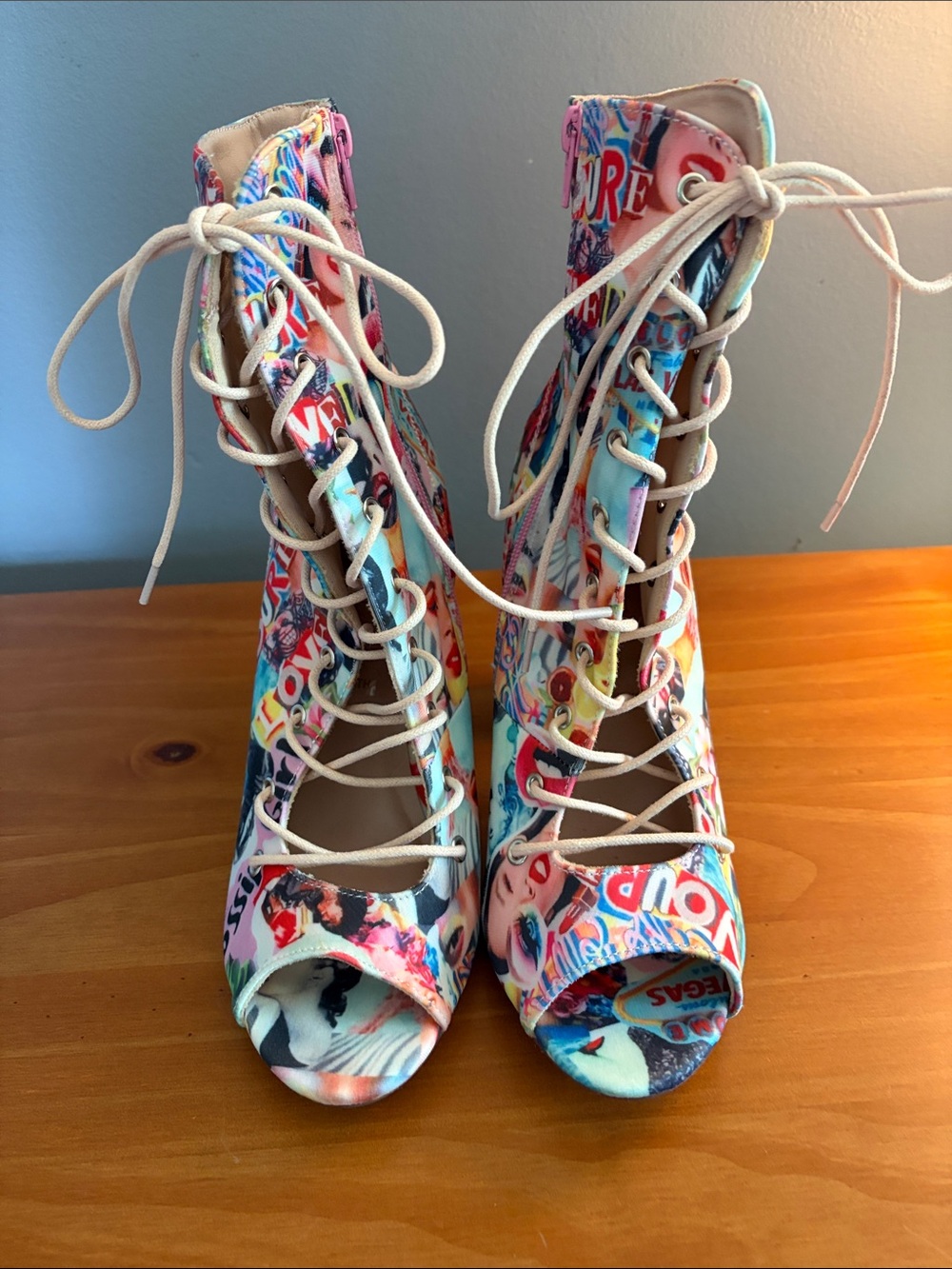 Chase & Chloe Multicolor Pop Art Lace -Up Peep-Toe Booties Side Zip Size 9 W Y2K